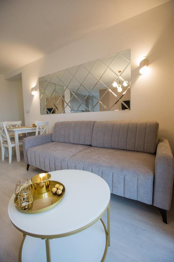 Apartament Apartment *